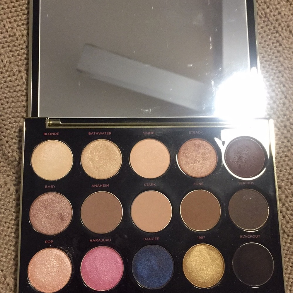 Eyeshadow Palette limited edition